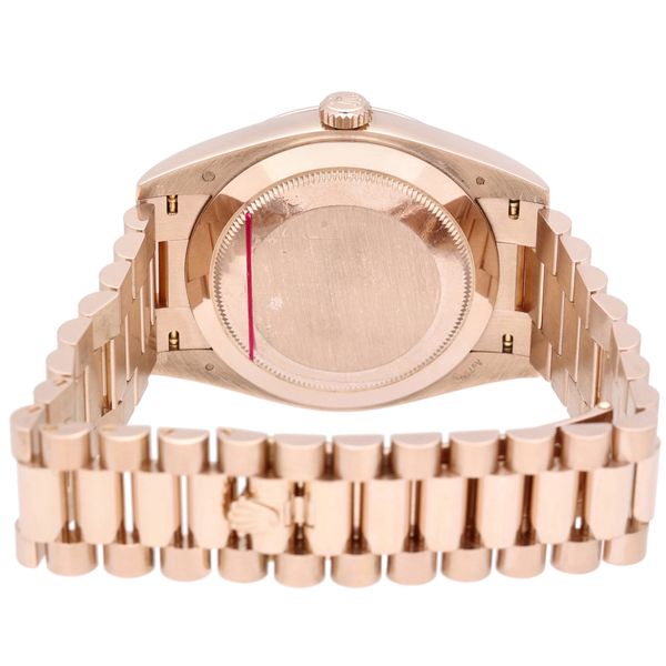 Rolex Day-Date 40 228235